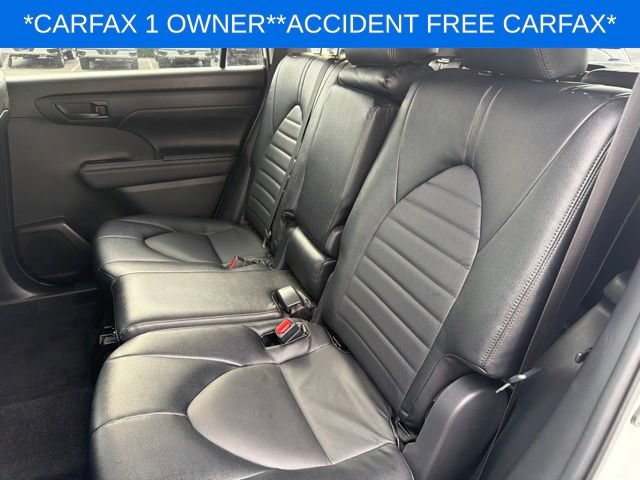 Used 2023 Toyota Highlander L FWD image 14