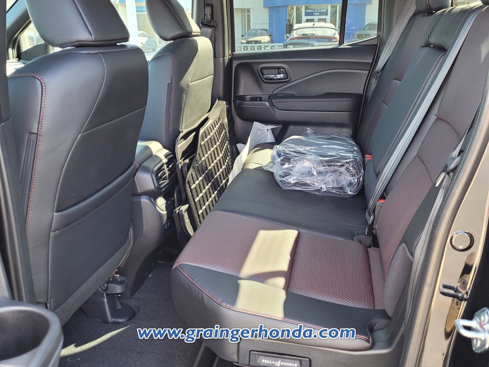 New 2026 Honda Ridgeline Black Edition image 10