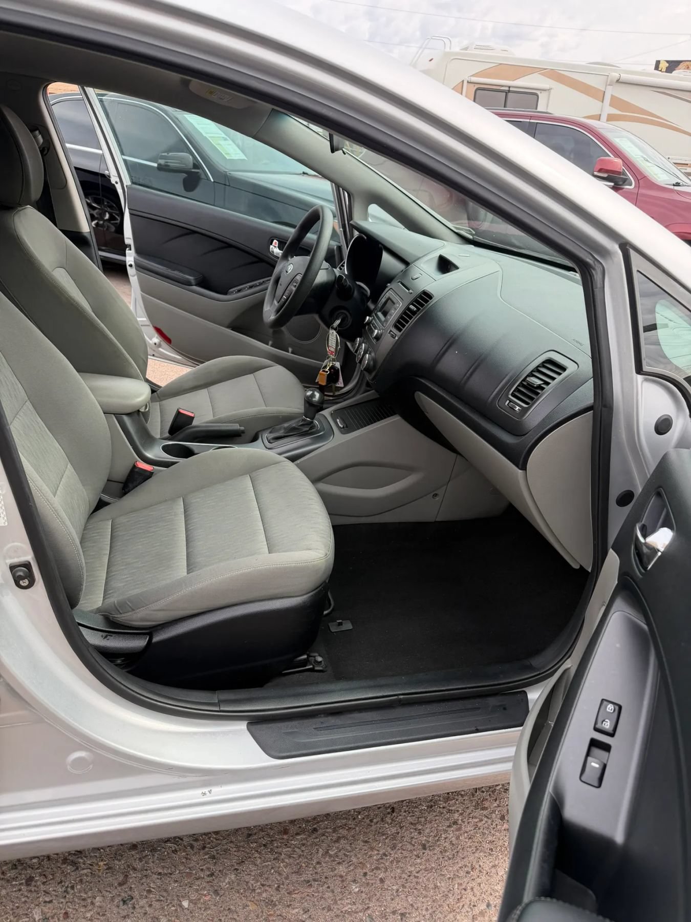 Used 2016 Kia Forte LX FWD image 12