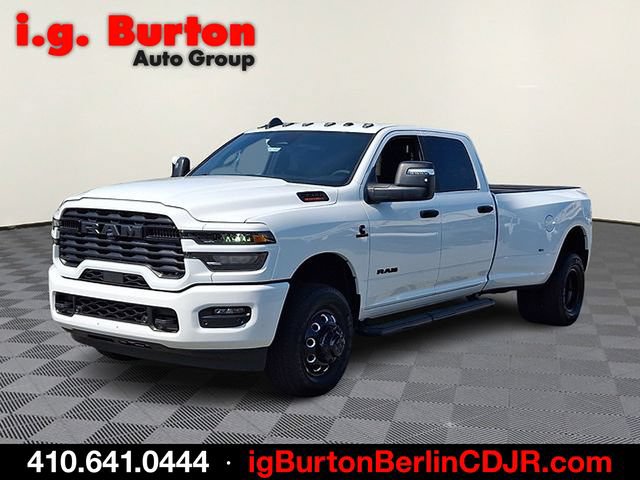 New 2026 RAM 3500 Big Horn AWD/4WD image 3
