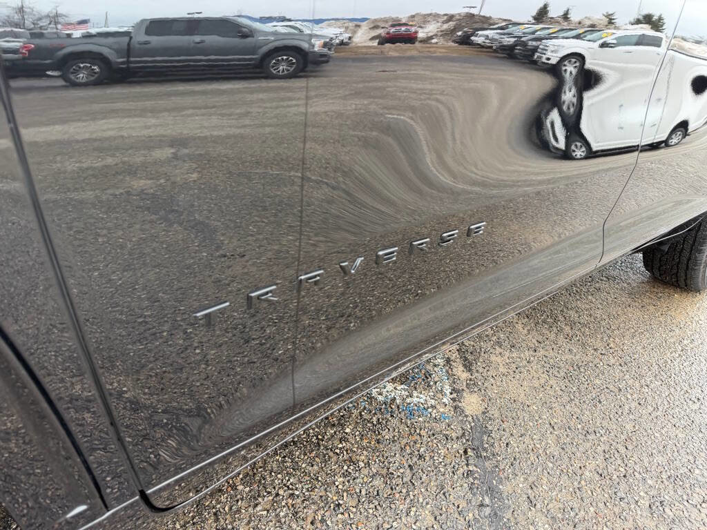 Used 2026 Chevrolet Traverse RS image 11