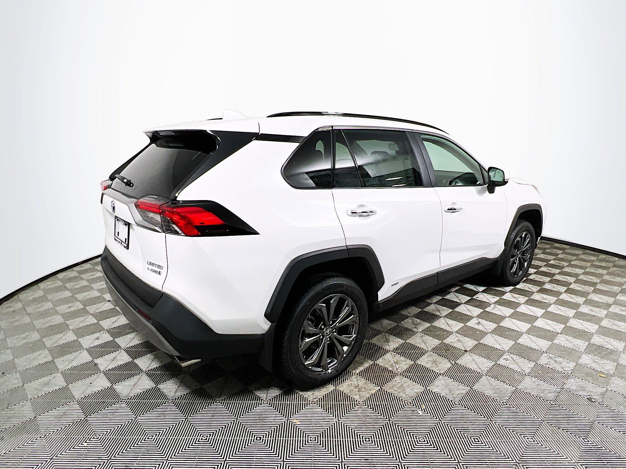 New 2024 Toyota RAV4 Limited image 4