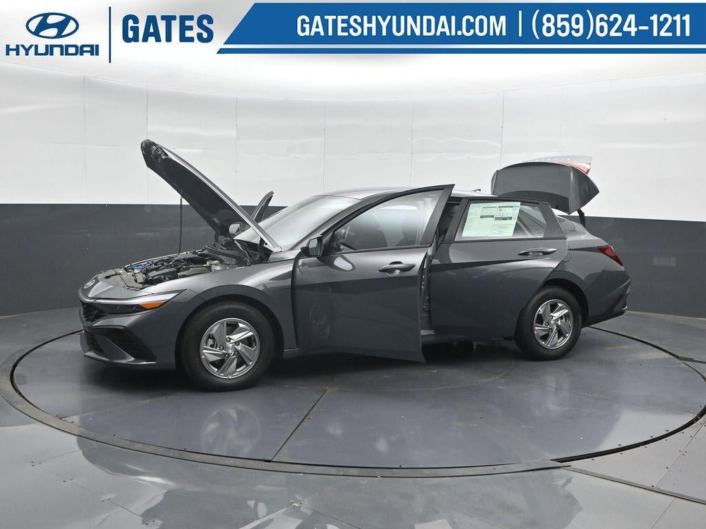 New 2026 Hyundai Elantra SE FWD image 51