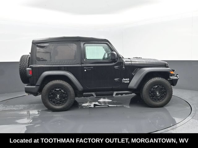 Used 2021 Jeep Wrangler Sport AWD/4WD image 4