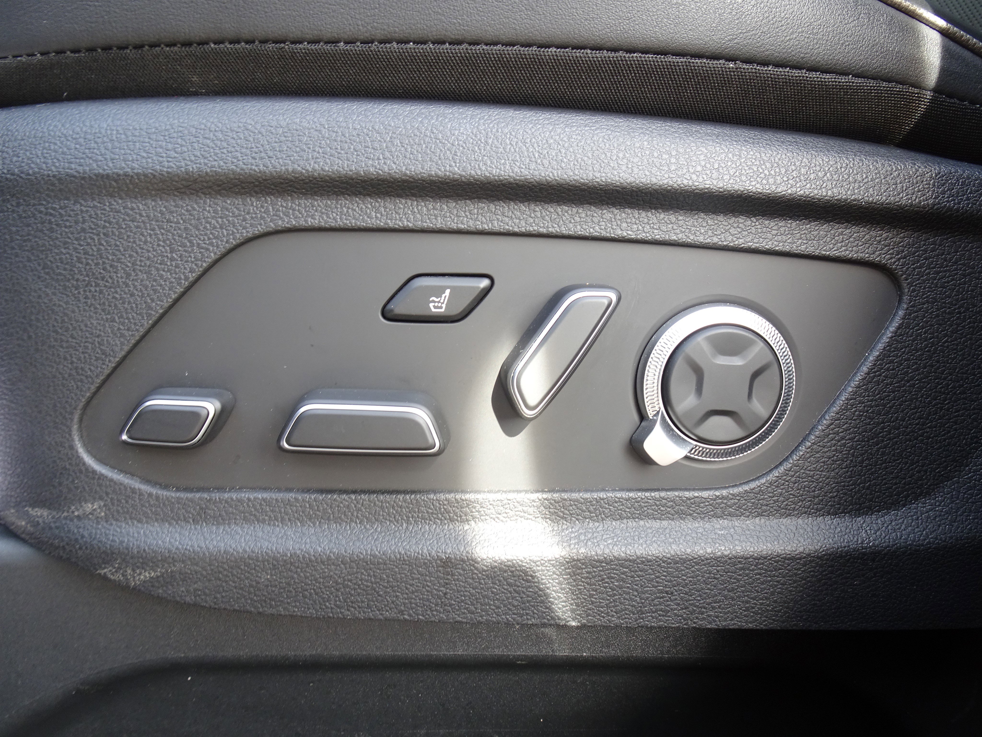 Used 2024 Hyundai Palisade Calligraphy image 10