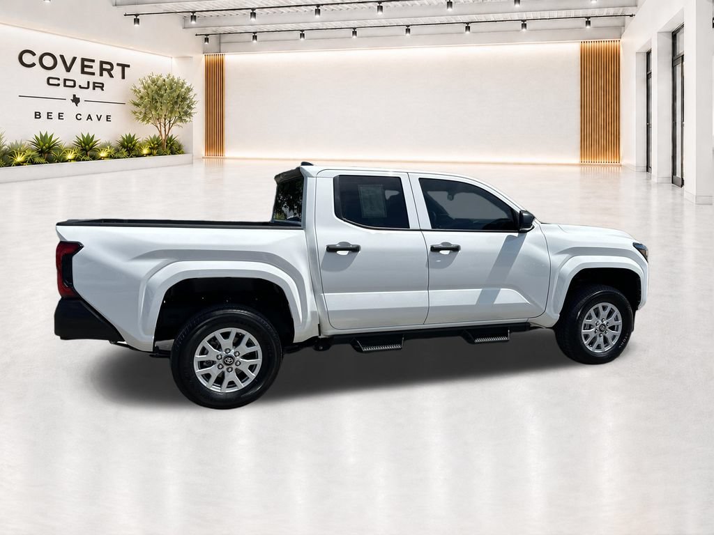 Used 2025 Toyota Tacoma SR AWD/4WD image 13