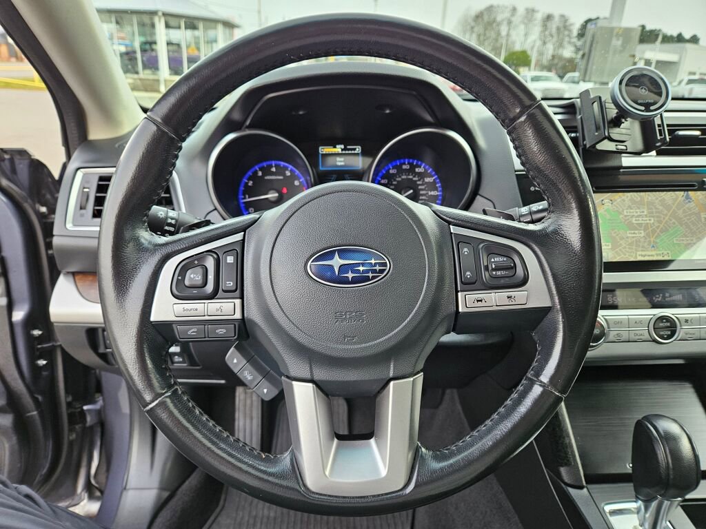 Used 2016 Subaru Outback 3.6R Limited image 23