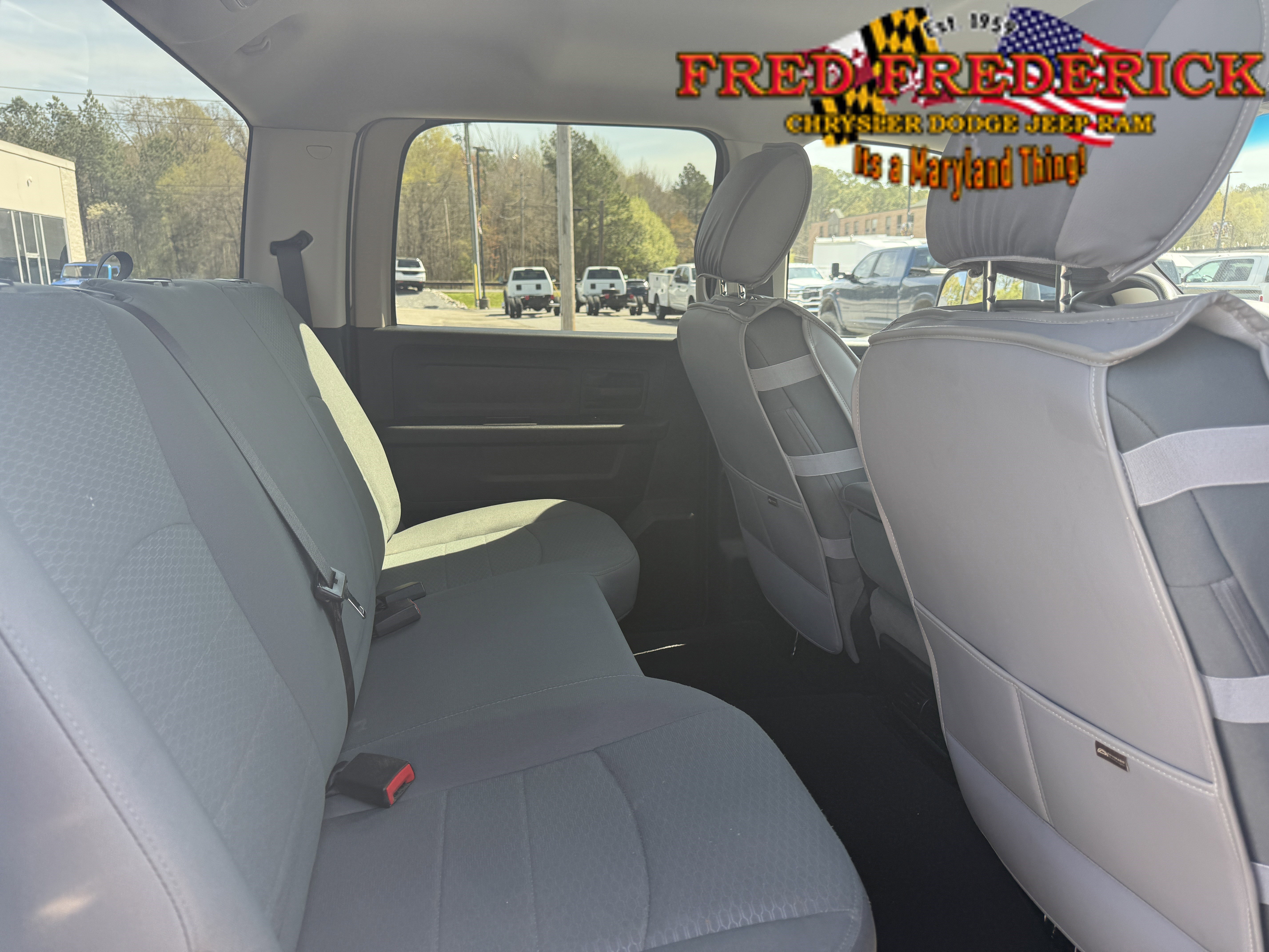 Used 2018 RAM 2500 Tradesman w/ Chrome Appearance Group image 17