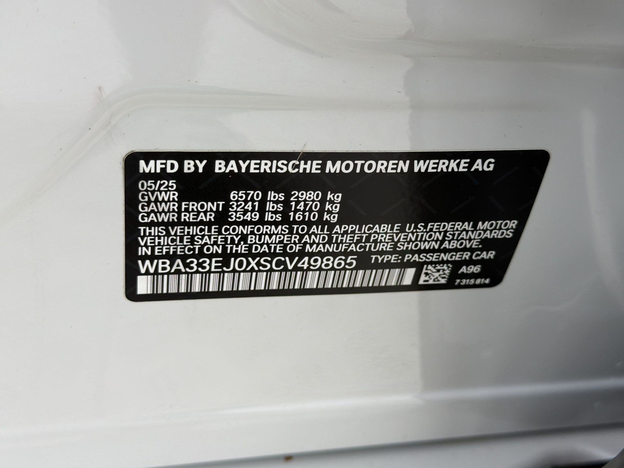 Certified 2025 BMW 760i xDrive AWD/4WD image 24