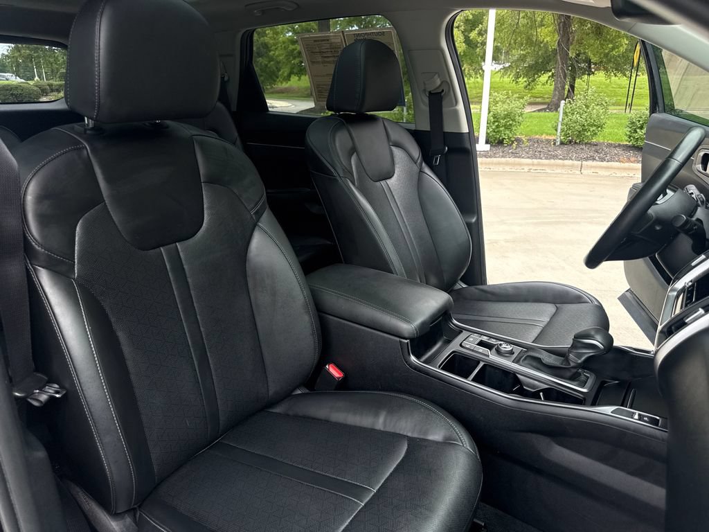 Used 2023 Kia Sorento EX w/ Panoramic Sunroof Package FWD image 35