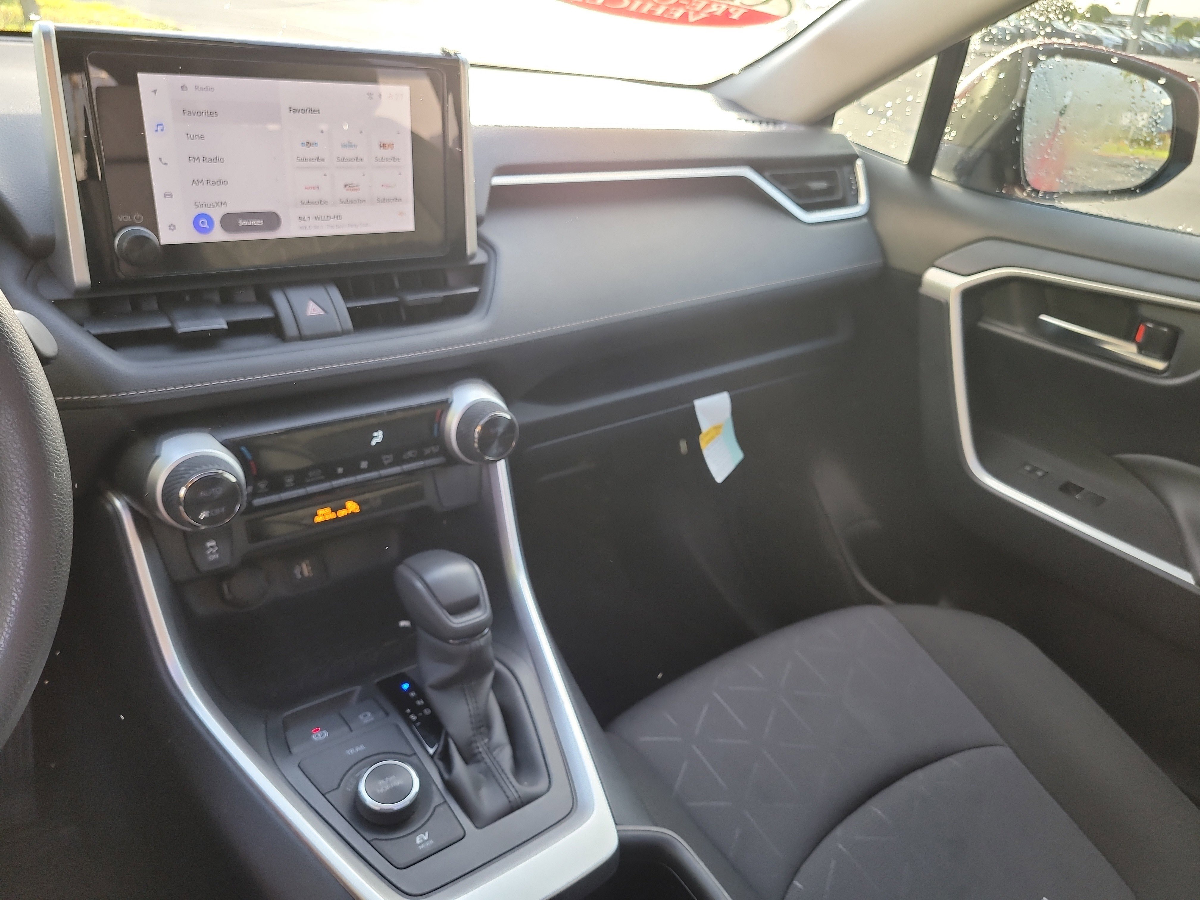 Certified 2025 Toyota RAV4 XLE w/ Convenience Package AWD/4WD image 24