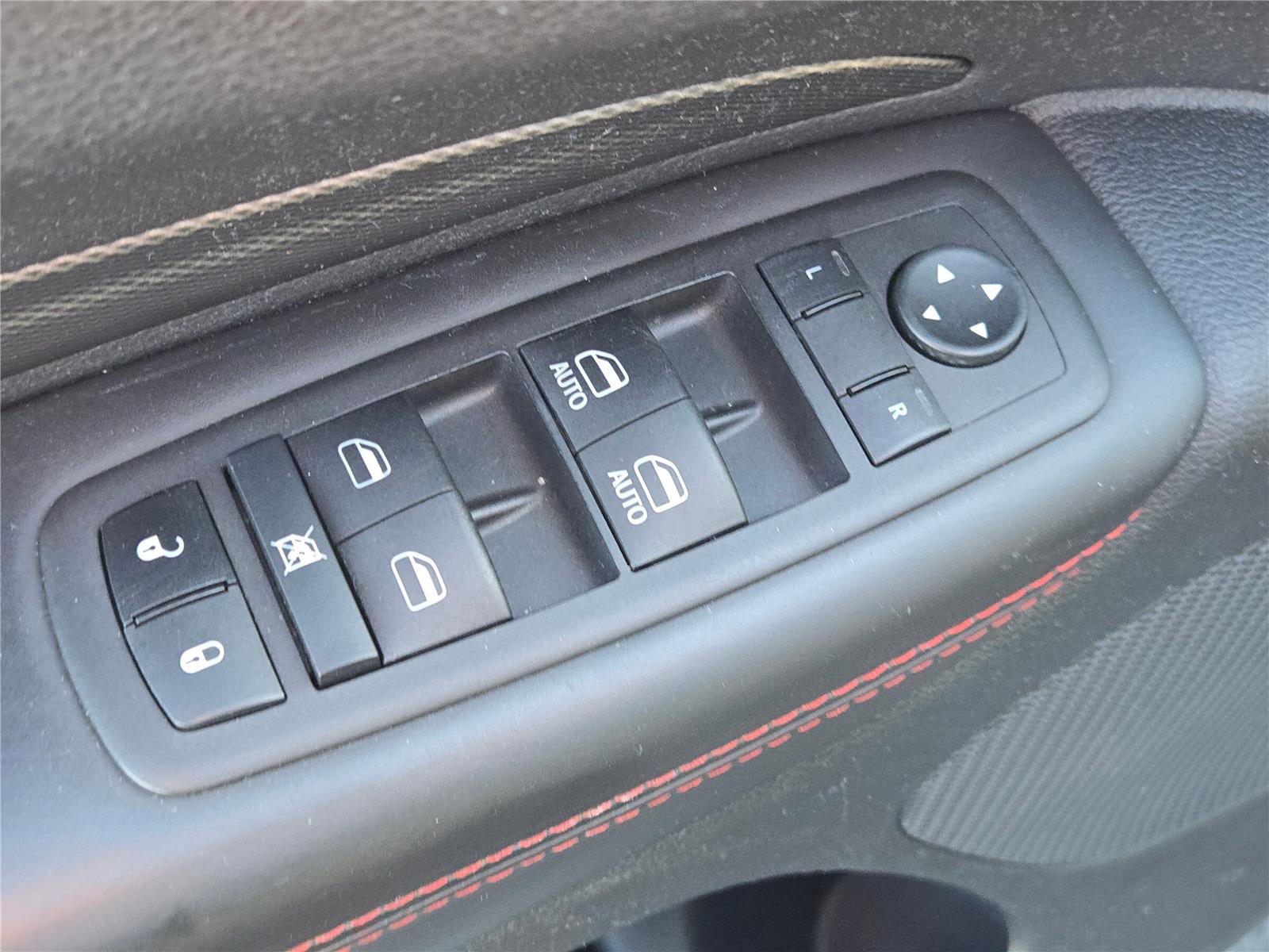 Certified 2023 Dodge Durango GT image 23