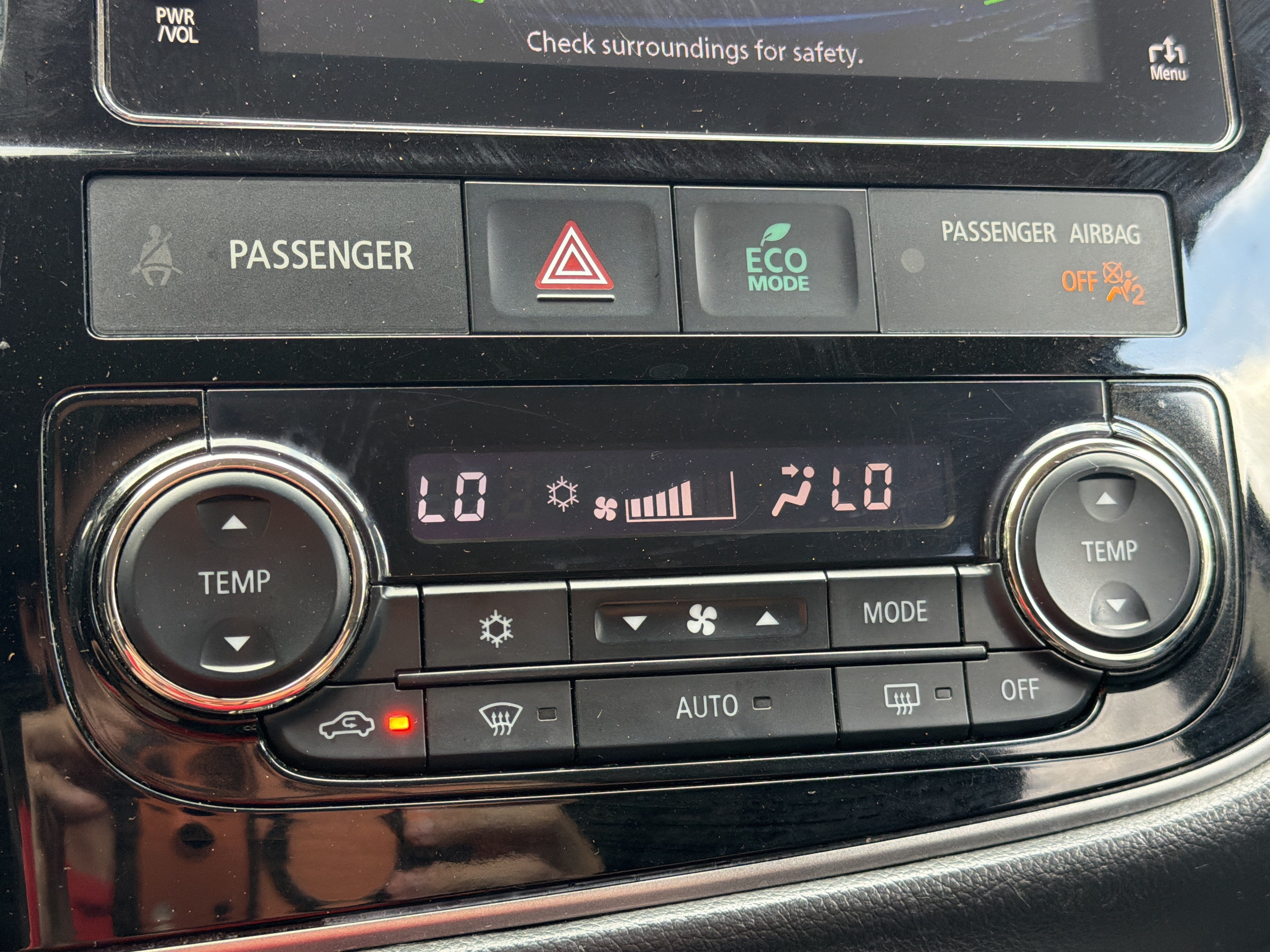 Used 2018 Mitsubishi Outlander SE AWD/4WD image 8
