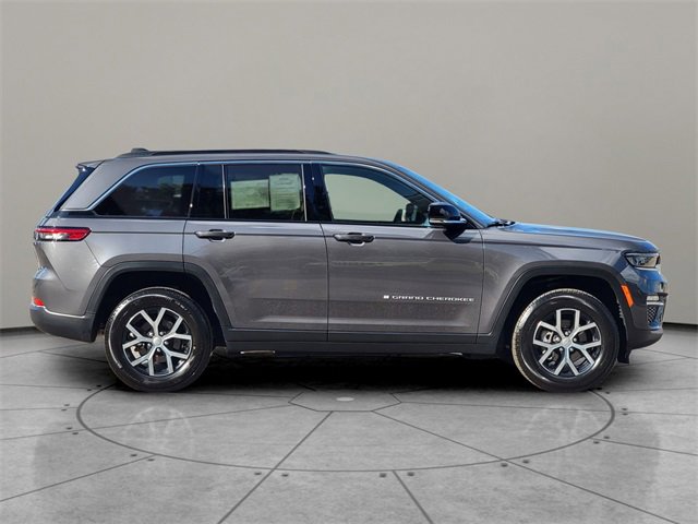 Certified 2024 Jeep Grand Cherokee Limited image 13