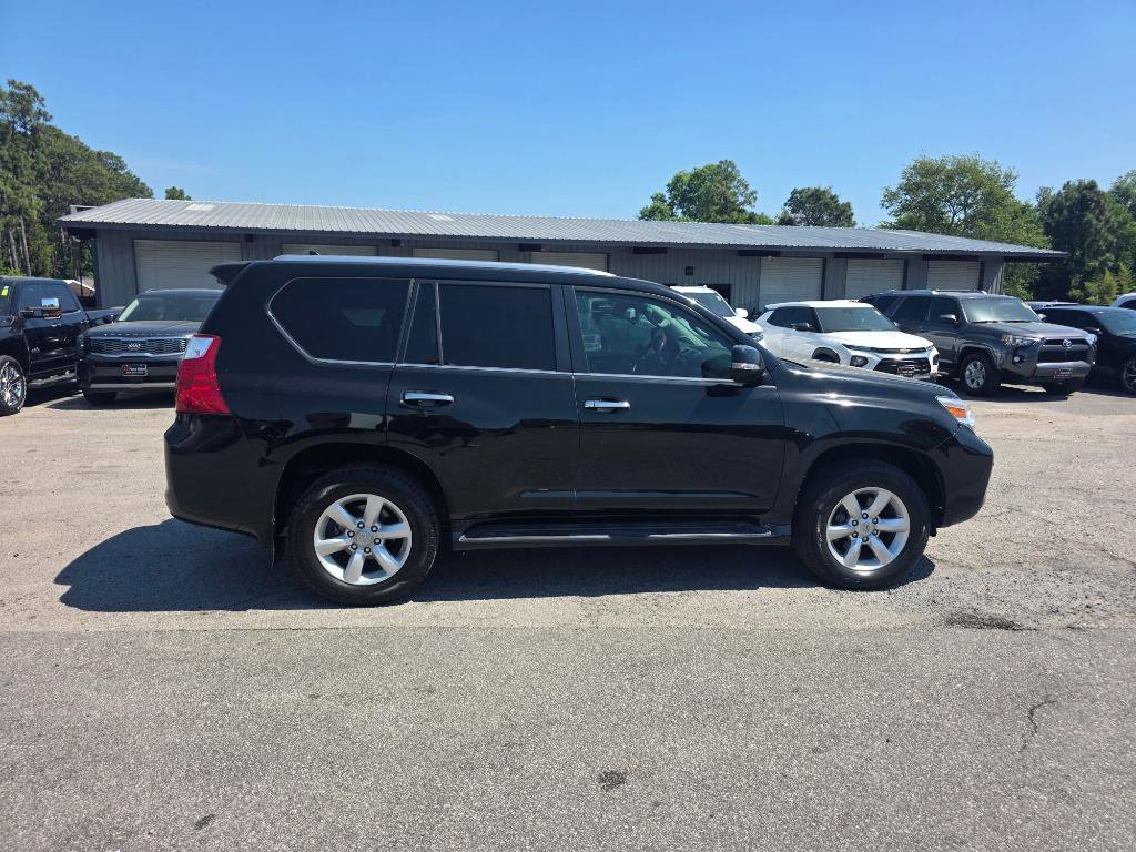 Used 2011 Lexus GX 460 Premium w/ Comfort Plus Pkg AWD/4WD image 4
