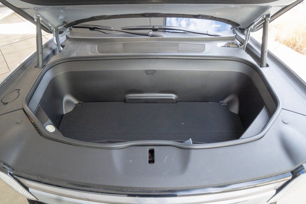 Used 2024 Rivian R1S Adventure image 22