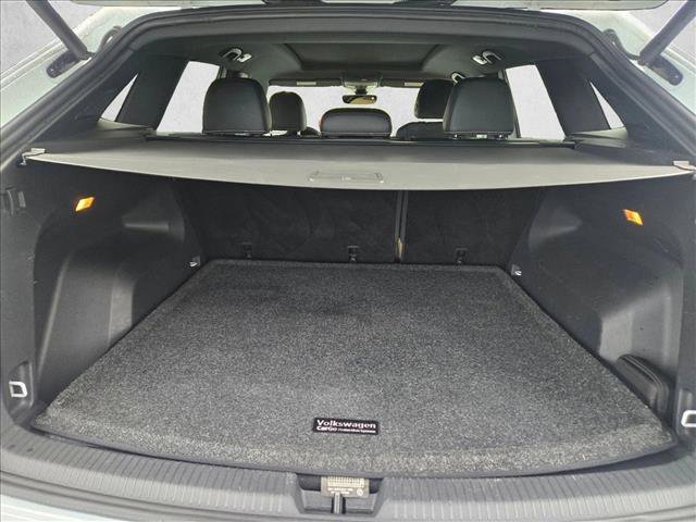 Used 2022 Volkswagen Atlas Cross Sport SEL Premium R-Line image 5