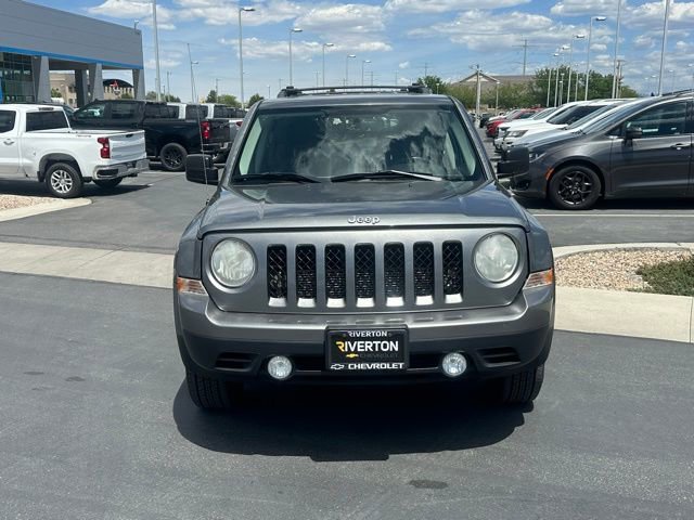 Used 2012 Jeep Patriot Latitude w/ Sun/Sound Group AWD/4WD image 28