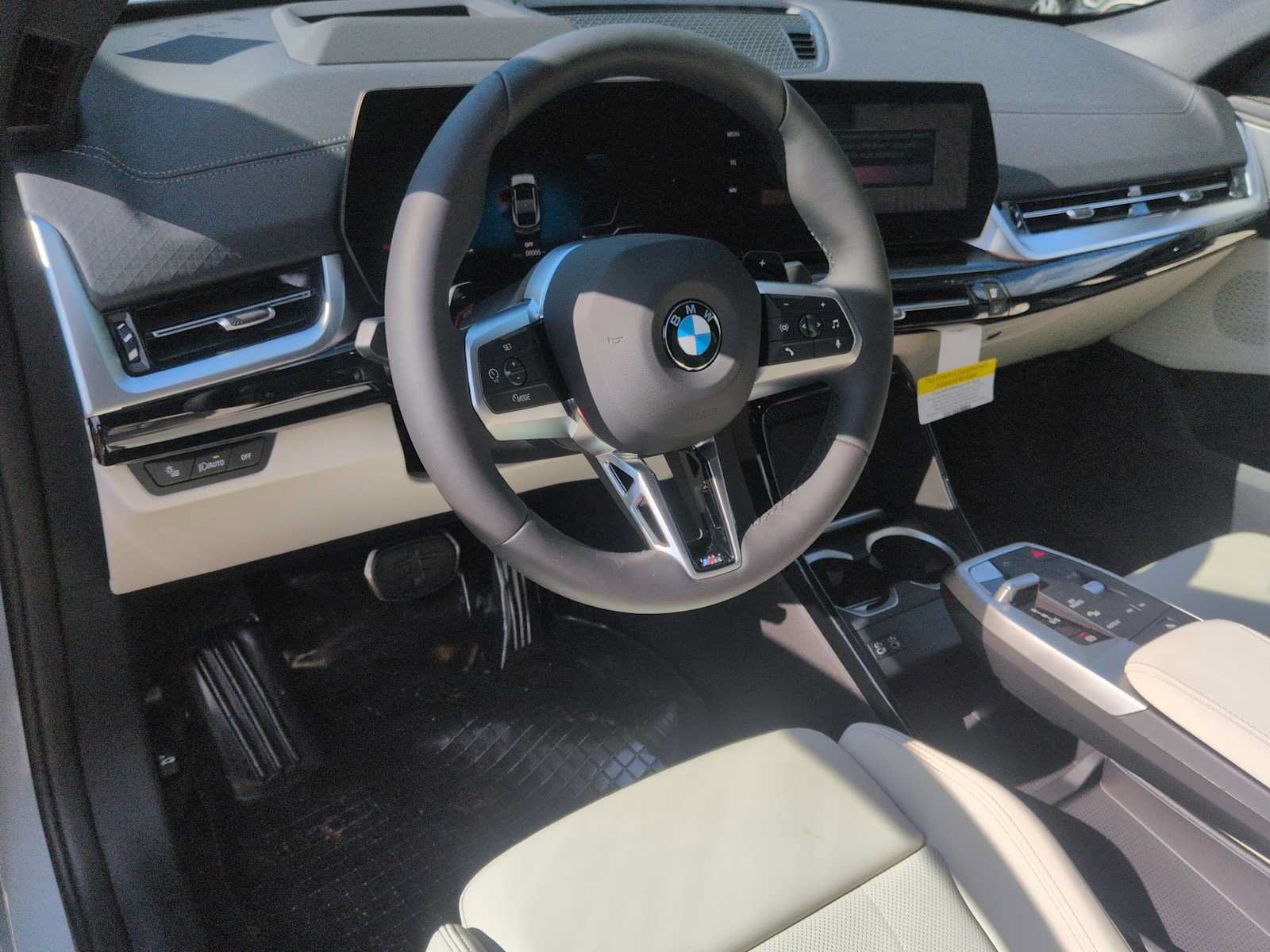 New 2026 BMW X2 xDrive28i w/ Technology Package AWD/4WD image 10