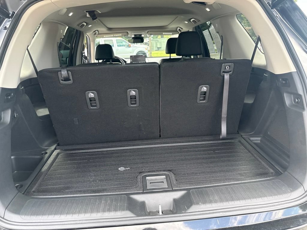 Used 2025 Honda Pilot Touring image 27