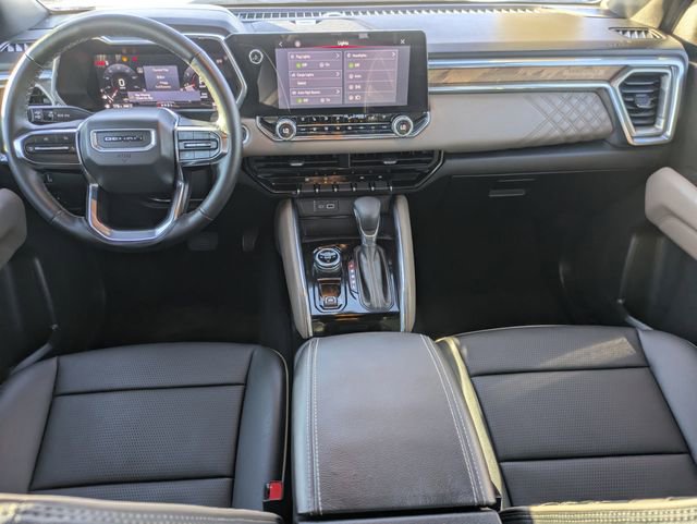 Used 2024 GMC Canyon Denali image 12