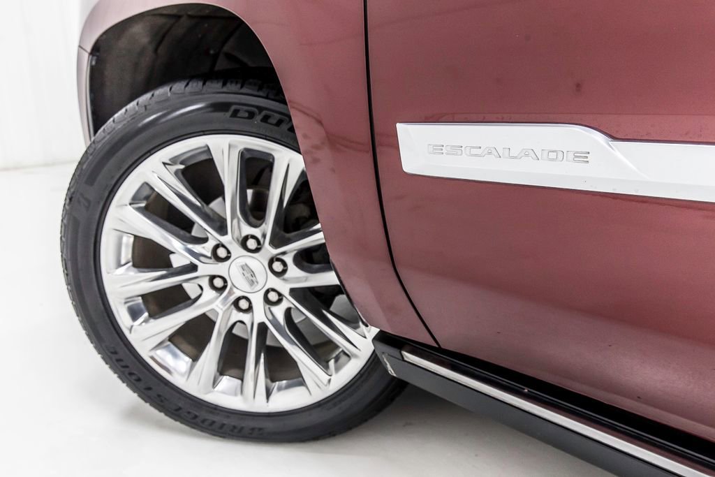 Used 2020 Cadillac Escalade Premium Luxury image 12