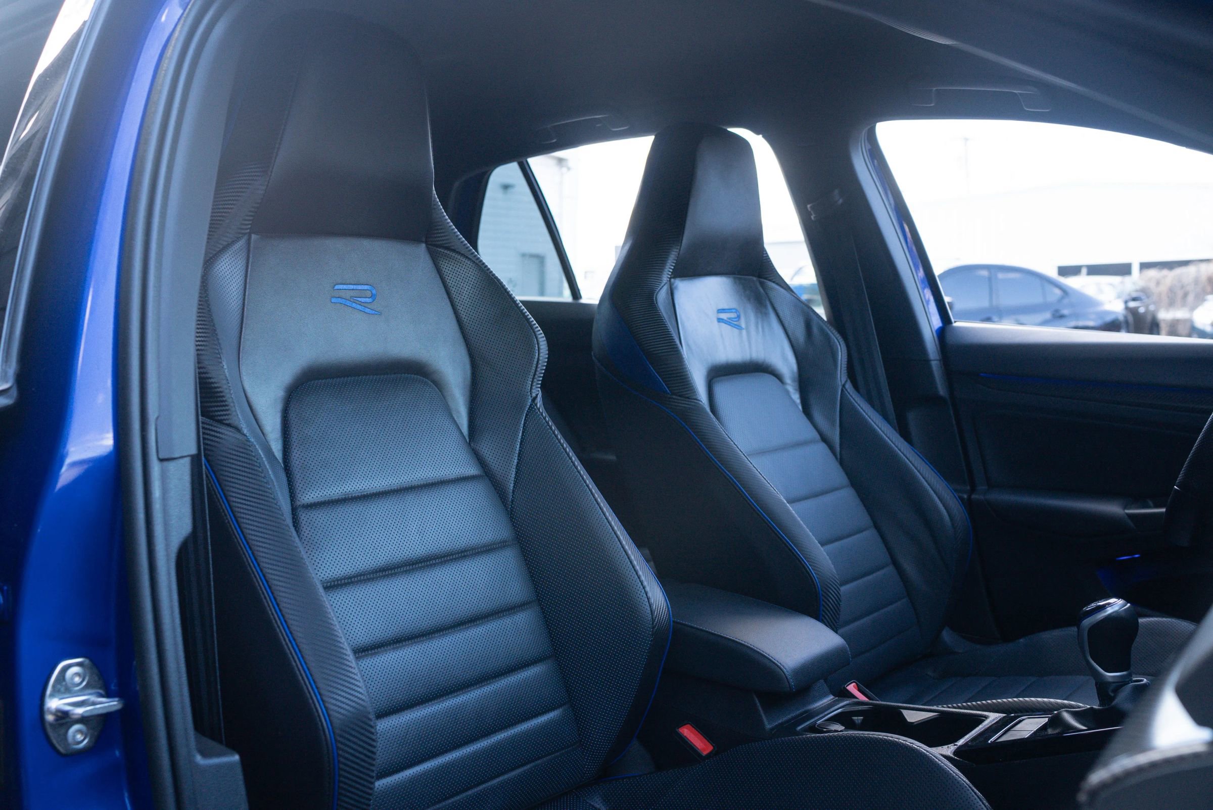 Used 2023 Volkswagen Golf 20th Anniversary Edition image 19