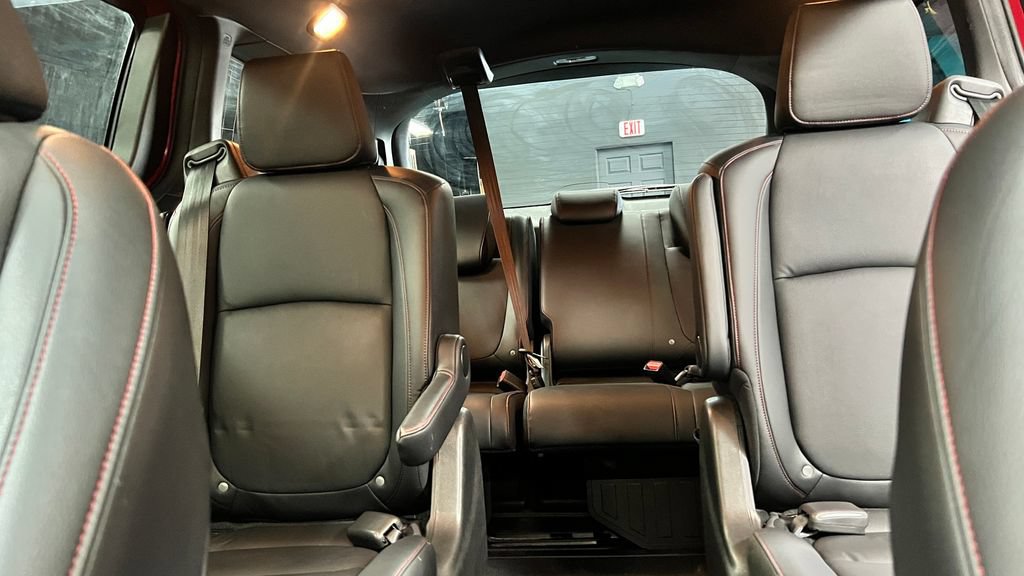 Used 2024 Honda Odyssey Sport image 10