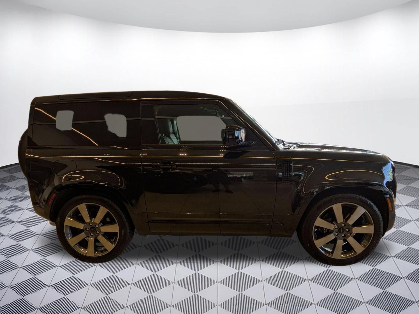 New 2026 Land Rover Defender 90 V8 AWD/4WD image 4