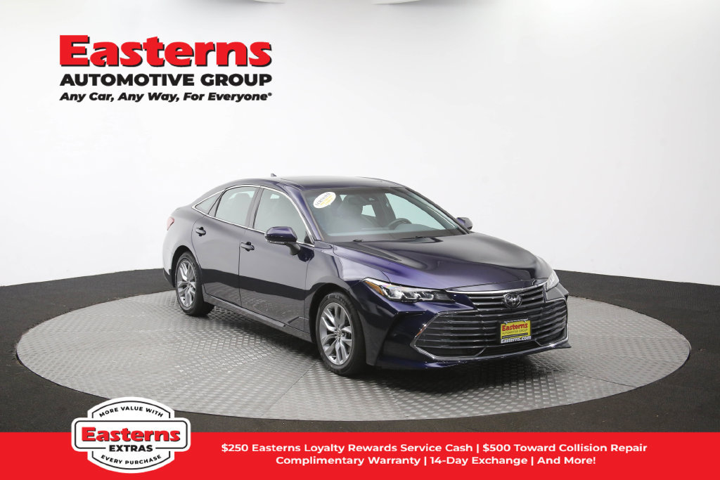 Used 2022 Toyota Avalon XLE w/ Moonroof Package FWD image 52
