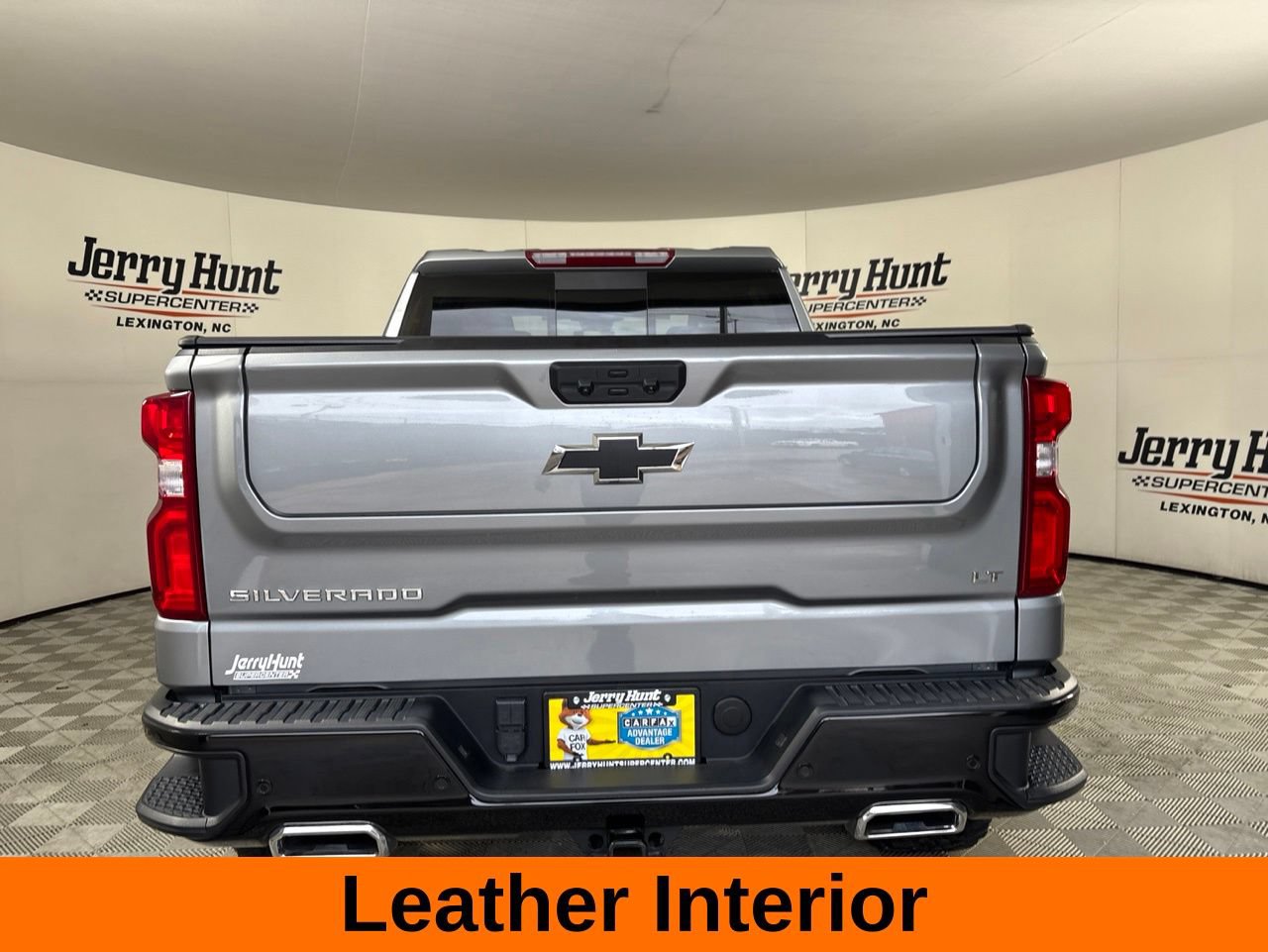 Used 2025 Chevrolet Silverado 1500 LT Trail Boss w/ Convenience Package II AWD/4WD image 6