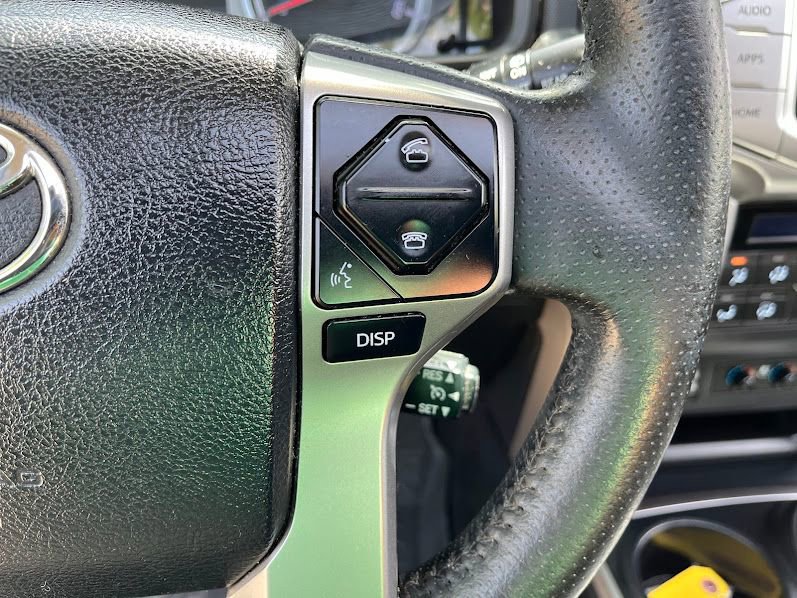 Used 2018 Toyota 4Runner Limited AWD/4WD image 16