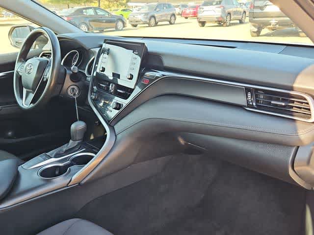 Used 2022 Toyota Camry LE FWD image 20