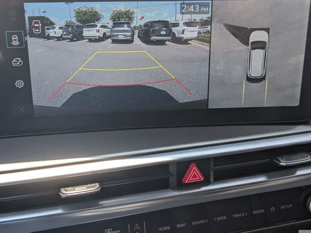Used 2024 Kia Sorento SX image 21