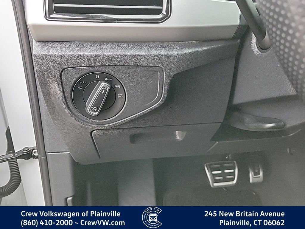 Certified 2023 Volkswagen Atlas SEL R-Line image 39