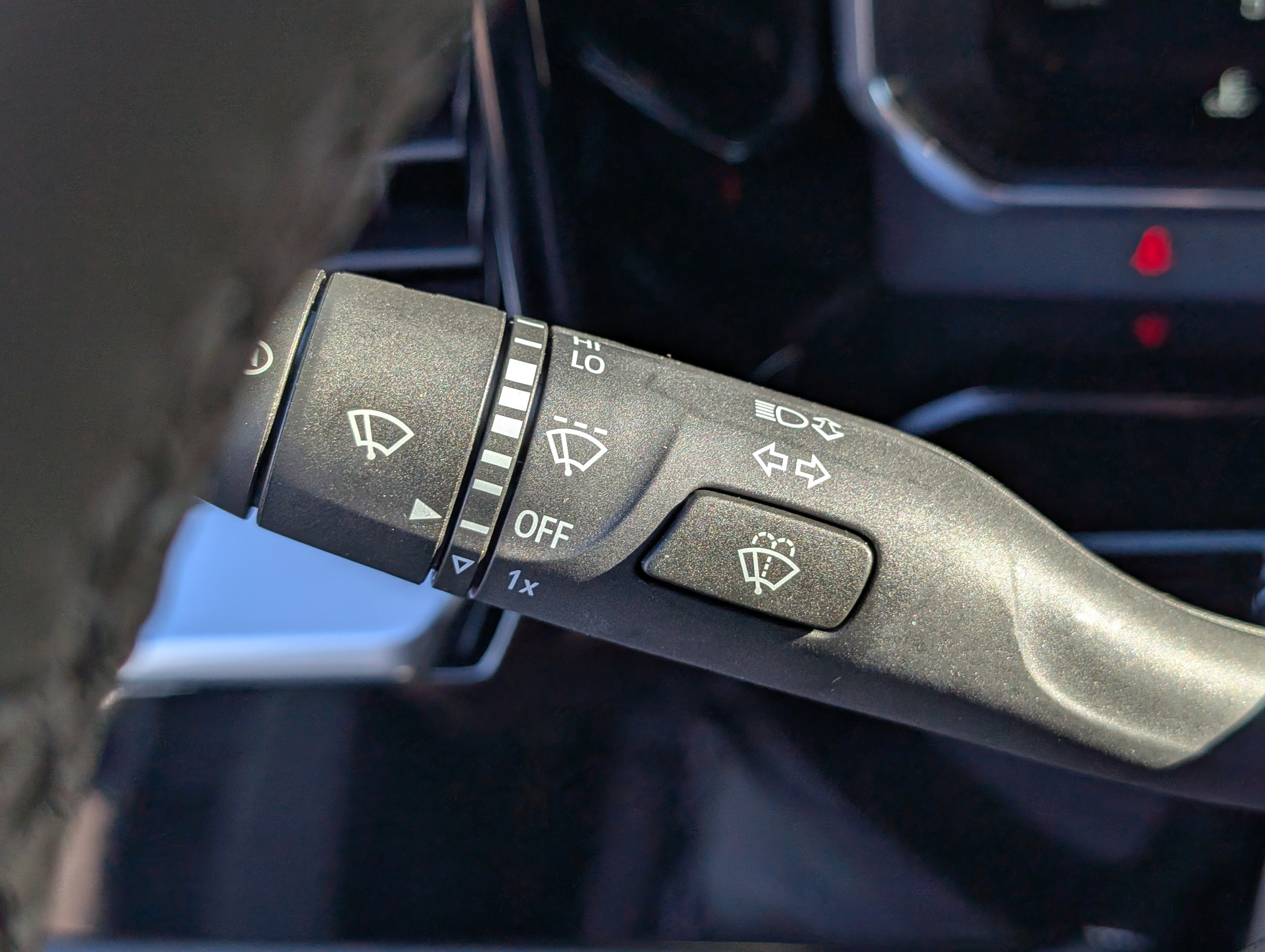 New 2026 GMC Sierra 1500 SLE image 25