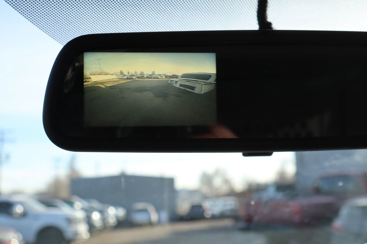 Used 2020 Chevrolet Express 2500 w/ Enhanced Convenience Package image 27