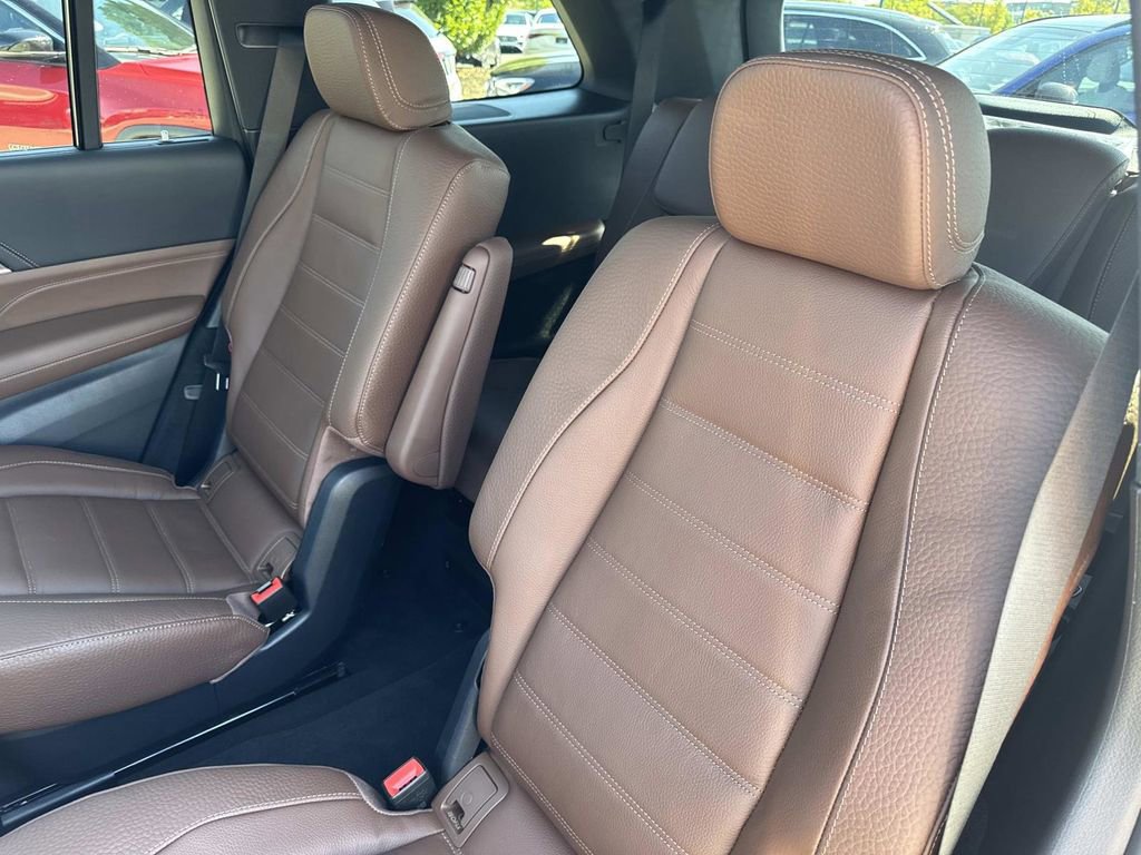 New 2026 Mercedes-Benz GLS 580 4MATIC image 16
