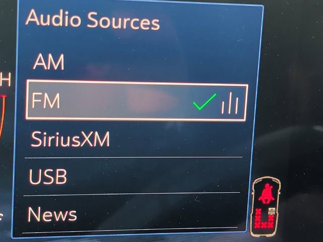 Used 2026 Chevrolet Traverse Z71 image 8