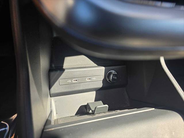 Used 2023 Audi Q4 e-tron Premium Plus w/ Premium Plus image 33