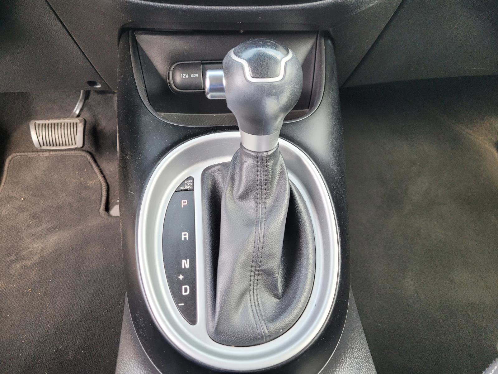 Used 2015 Kia Soul FWD image 26