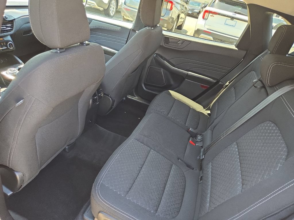 Used 2023 Ford Escape Active FWD image 11