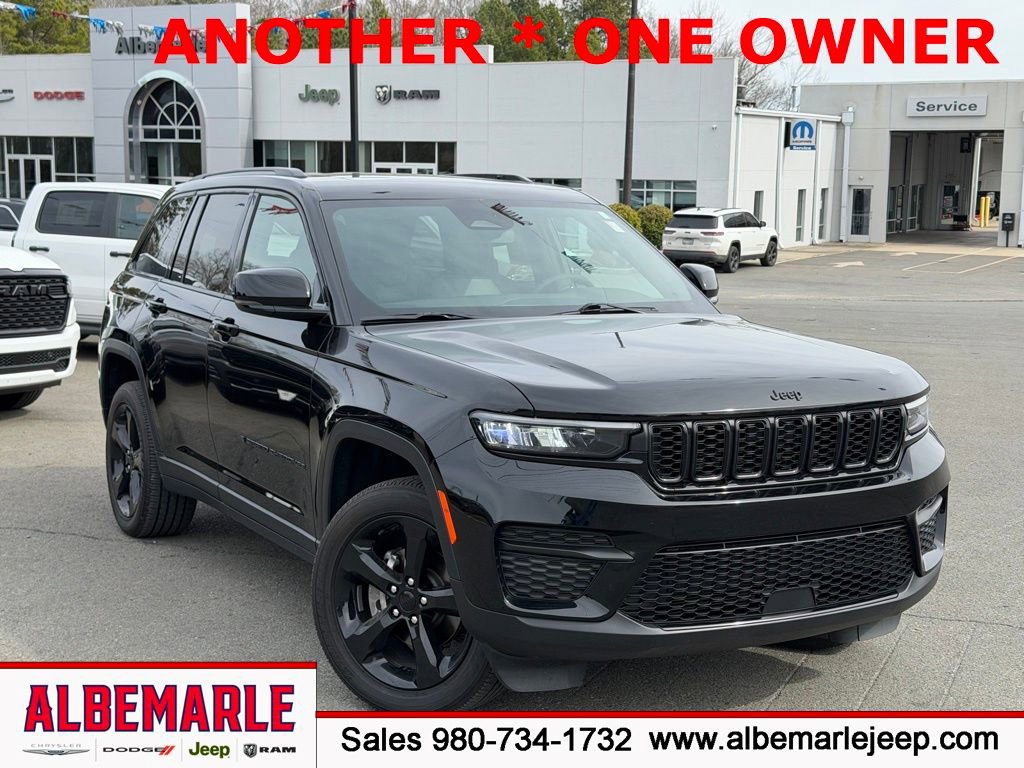 Used 2024 Jeep Grand Cherokee Altitude