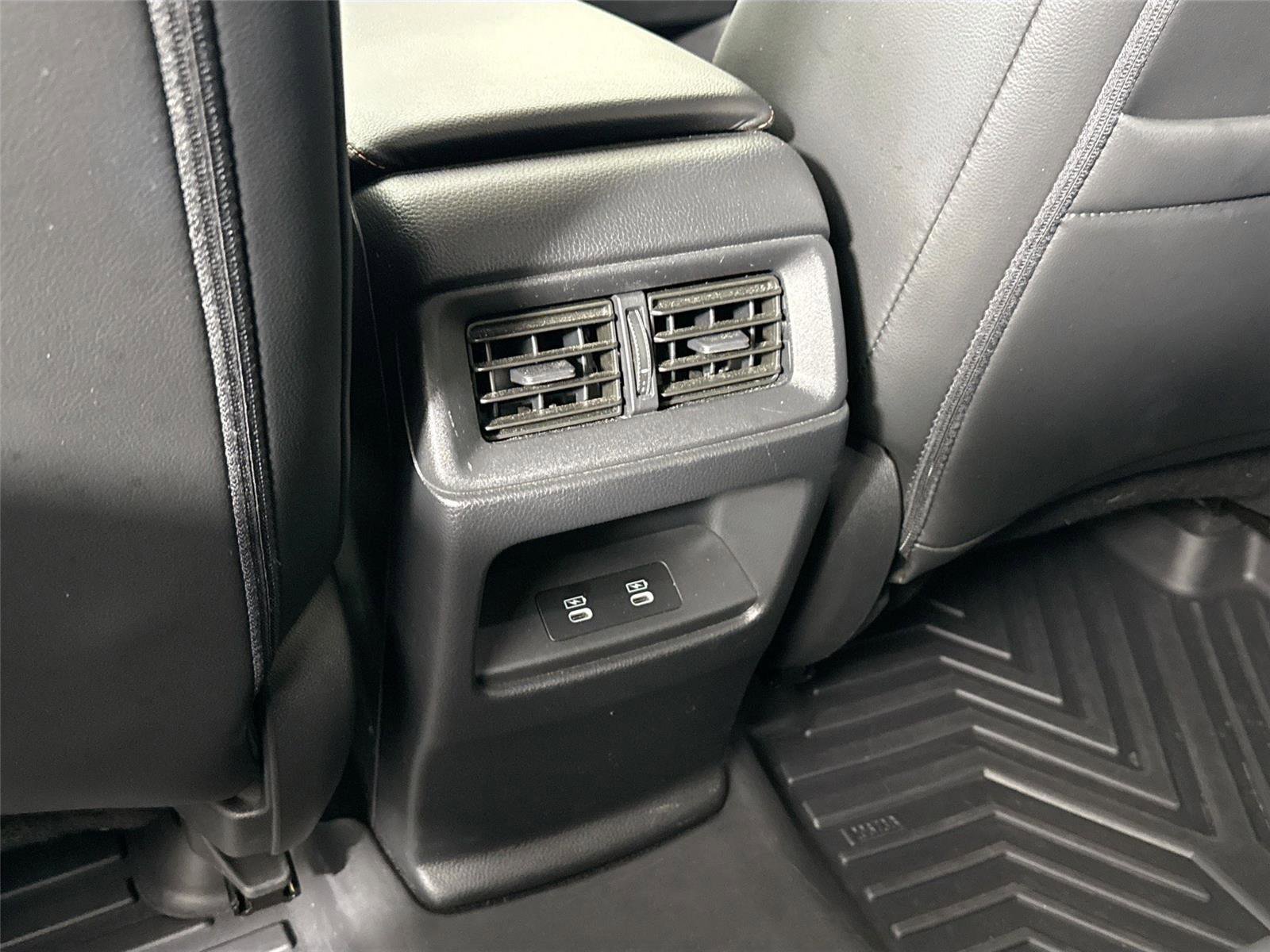 Used 2025 Honda CR-V Sport-L image 36