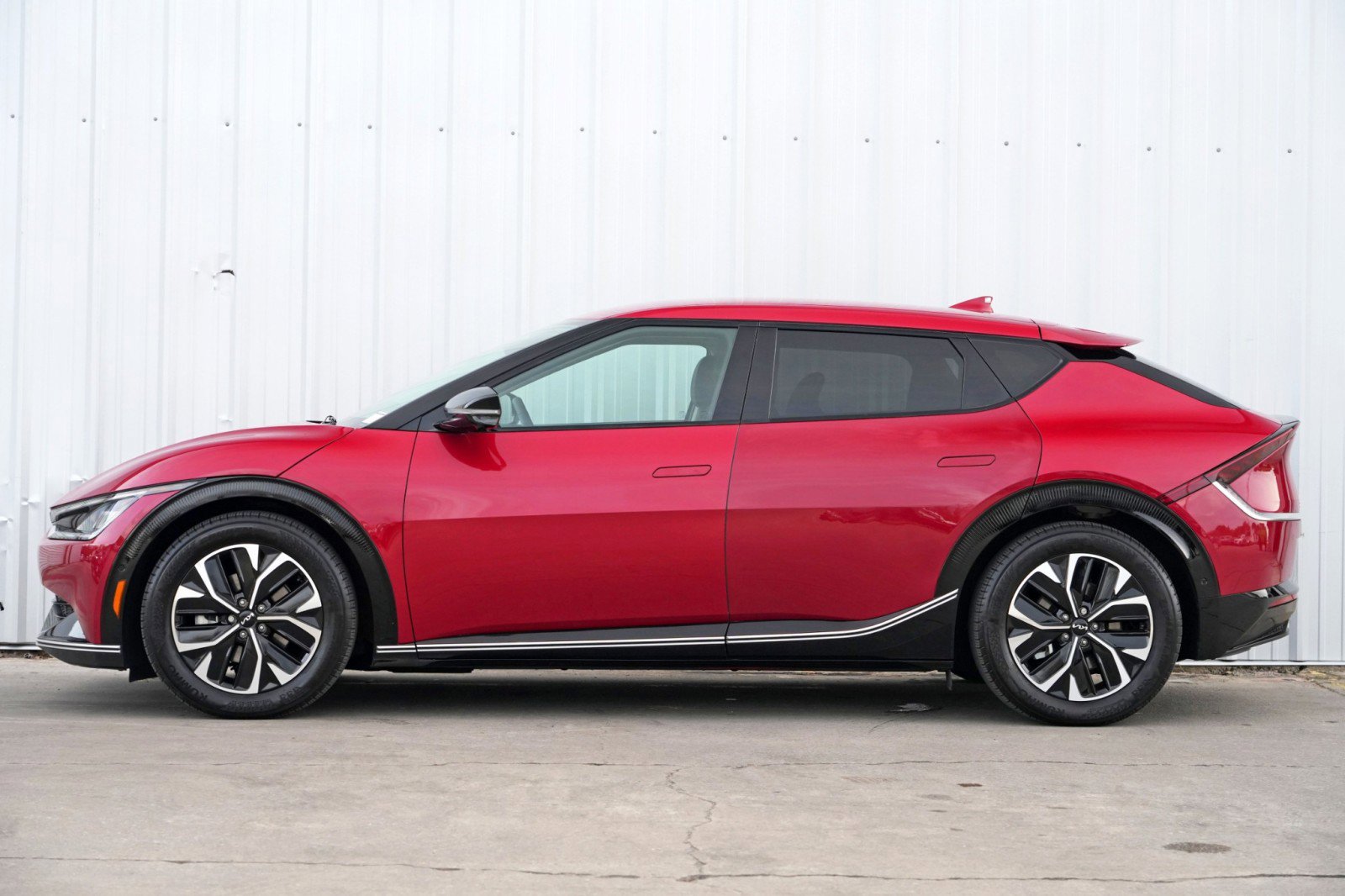 Used 2023 Kia EV6 Wind w/ Wind Technology Package image 8