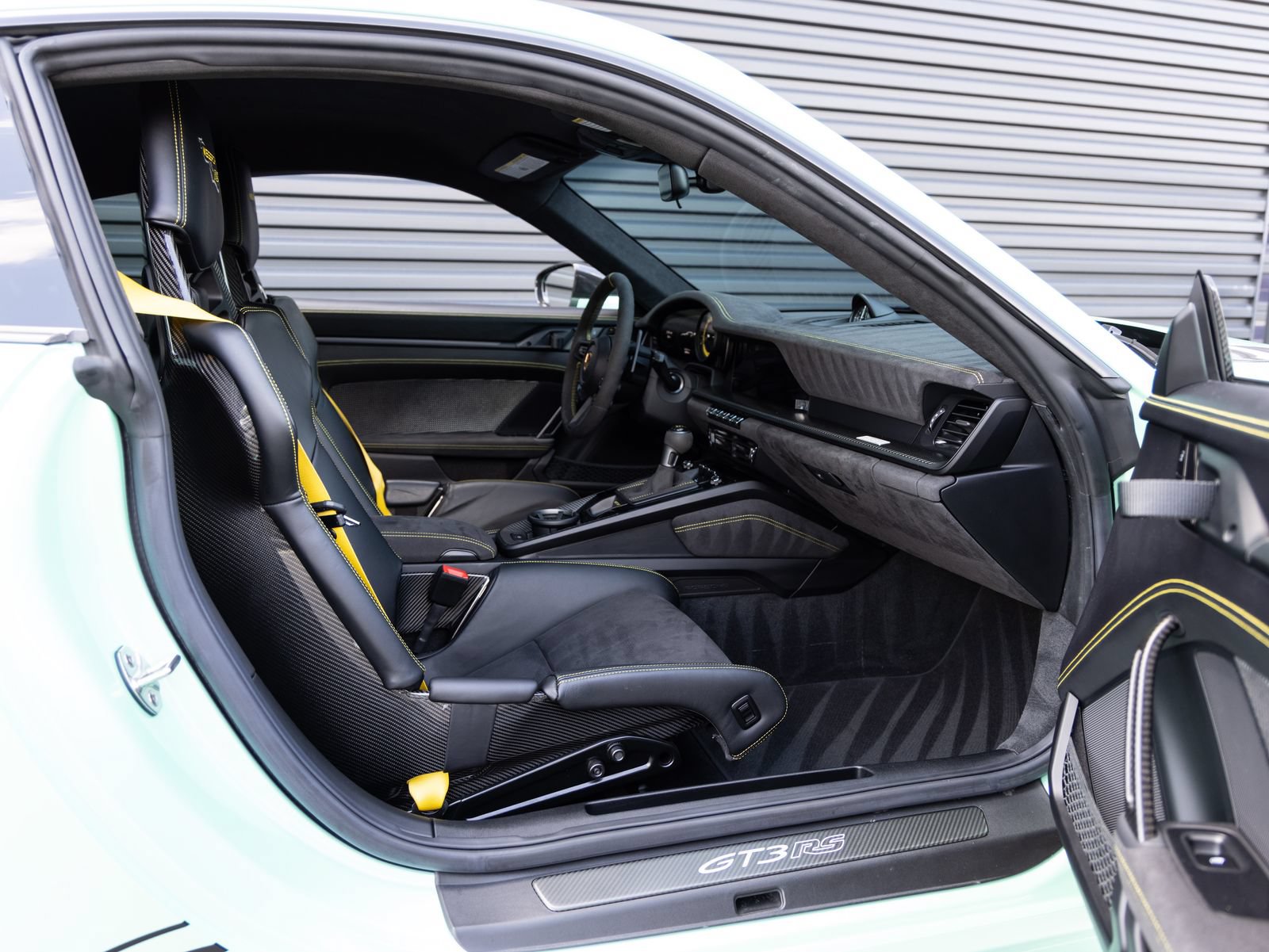 Used 2024 Porsche 911 GT3 RS RWD image 27