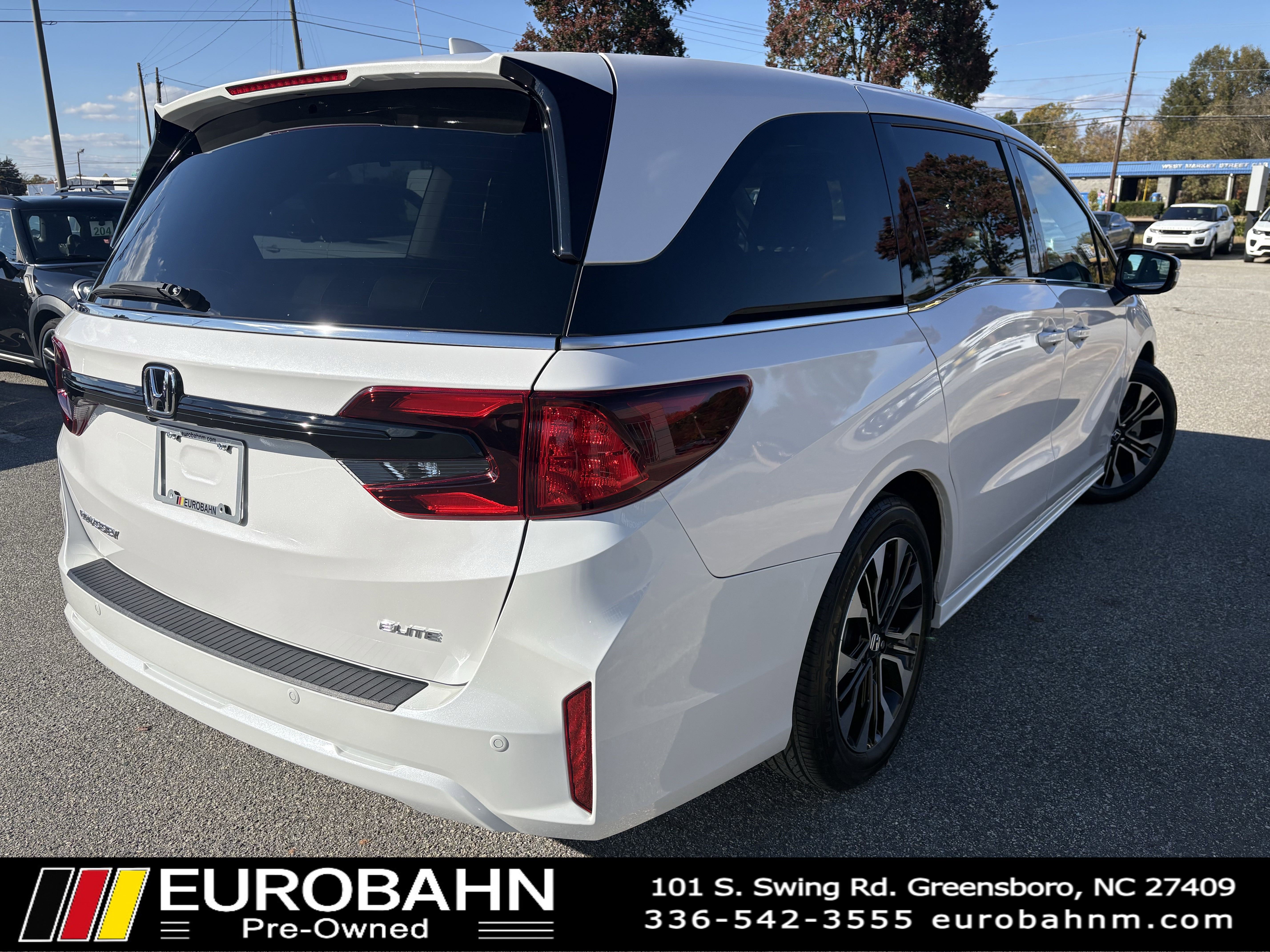 Used 2025 Honda Odyssey Elite image 5