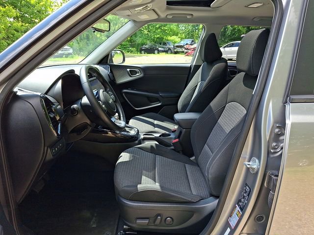 Certified 2023 Kia Soul EX FWD image 13
