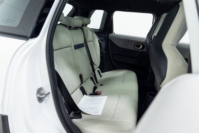 Certified 2025 MINI Cooper S image 26