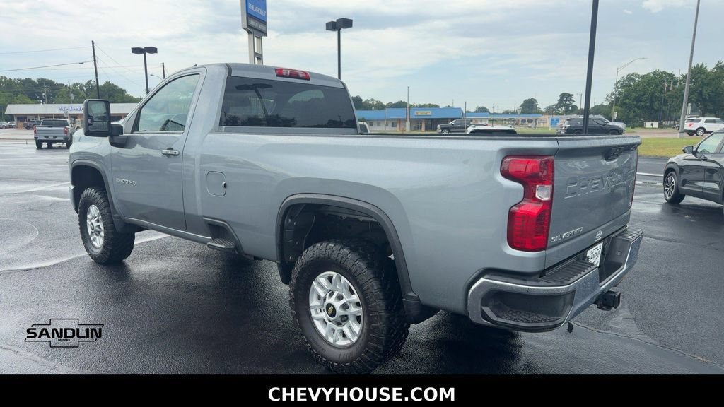 Used 2025 Chevrolet Silverado 2500 LT w/ Convenience Package AWD/4WD image 6